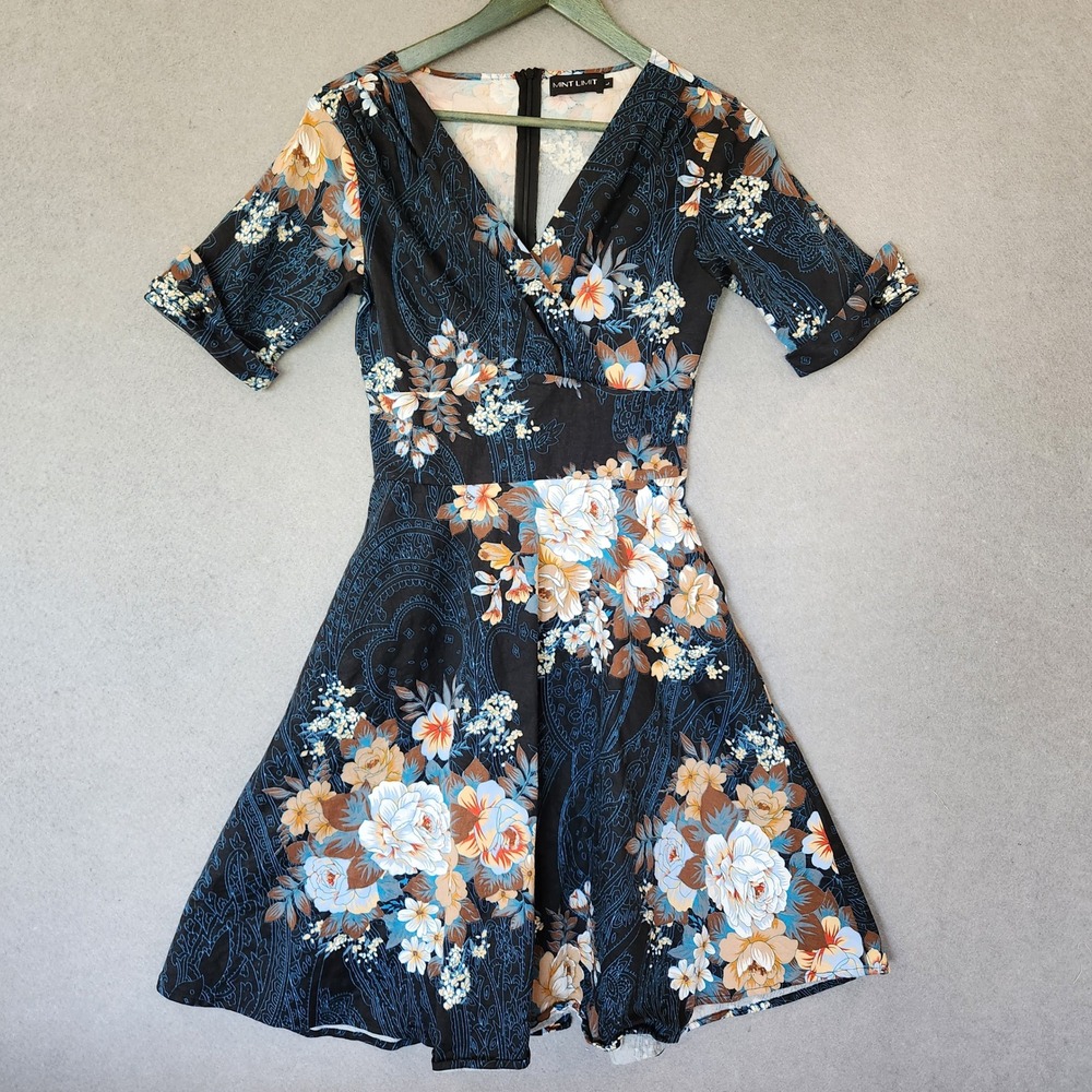 Mint Limit Dress‎ L 50's Style V neck A-Line Flare Skirt Navy Blue Floral Print